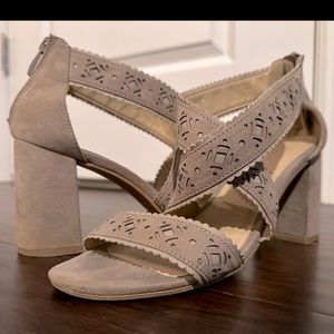 Chinese laundry size 8.5 block heels